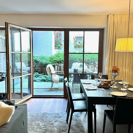 Kitz Deluxe 1&2 Im Zentrum Mit Eigenem Spa&parken By Belle-stay Kitzbühel