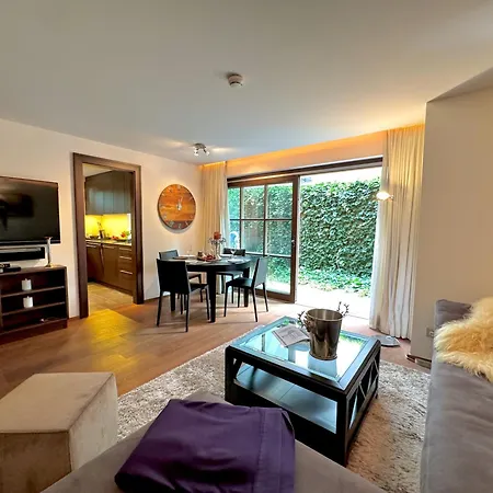 Apartment Kitz Deluxe 1&2 Im Zentrum Mit Eigenem Spa&parken By Belle-stay *