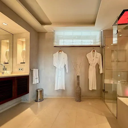 Kitz Deluxe 1&2 Im Zentrum Mit Eigenem Spa&parken By Belle-stay *