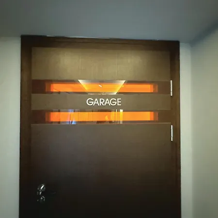 Kitz Deluxe 1 & 2 Im Zentrum Mit Eigenem & Parken By Belle-stay Lejlighed