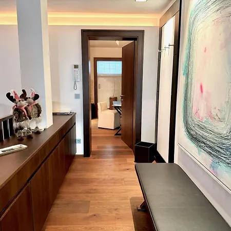 Kitz Deluxe 1 & 2 Im Zentrum Mit Eigenem & Parken By Belle-stay Lejlighed *